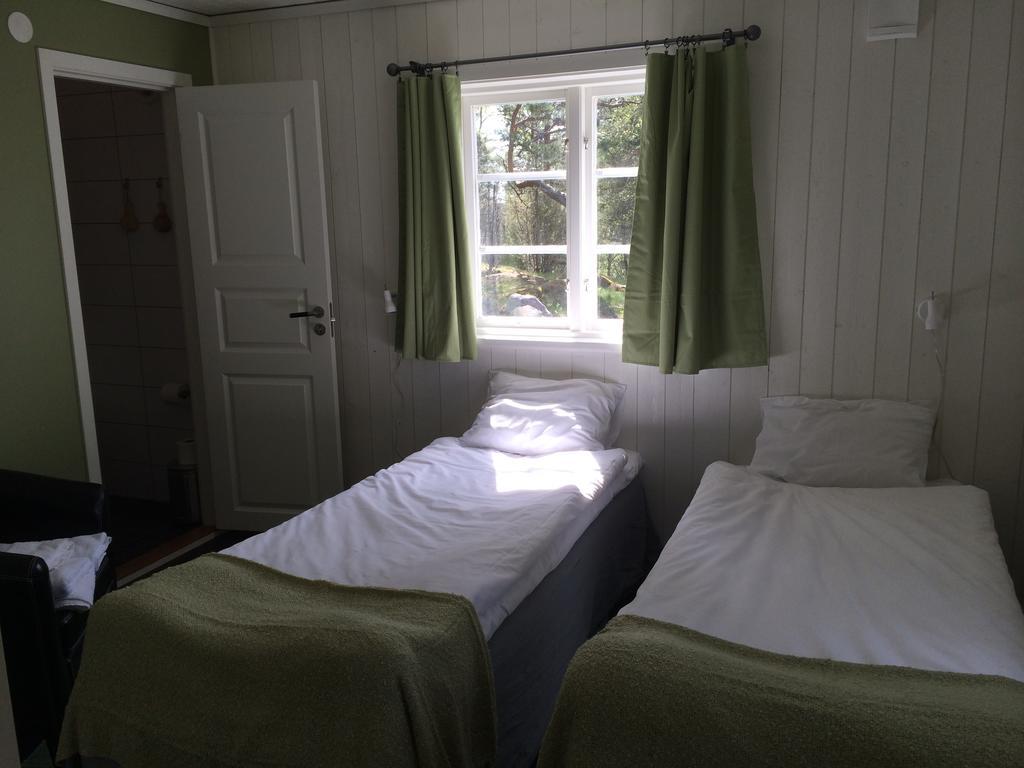 Oesjoenaes Hotel Tived ภายนอก รูปภาพ